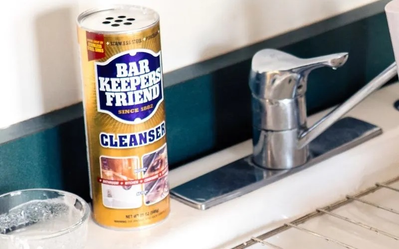 Bạn biết gì chưa, với Bar Keepers Friend, chỉ 5 bước làm sạch bếp cực nhanh